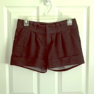 Very dark blue shorts